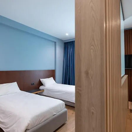 Hotel Duka 4*